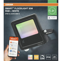 Projecteur Osram Smart+ 30 watts RGB et blanc avec un smartphone
