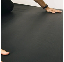 Tapis de sol noir avec personne