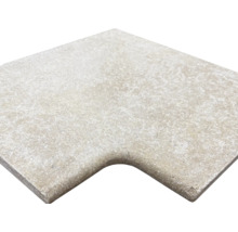 Eckfliese aus Keramik