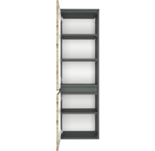 Armoire haute de salle de bains ouverte avec plusieurs compartiments, corps gris foncé et porte décor bois.