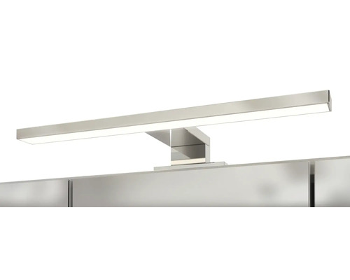 Applique LED moderne pour miroir de salle de bains en aspect chrome.