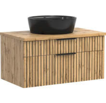 Badmöbel-Set mit Waschtischunterschrank in Holzoptik, Lamellenstruktur und schwarzem Aufsatzwaschbecken.