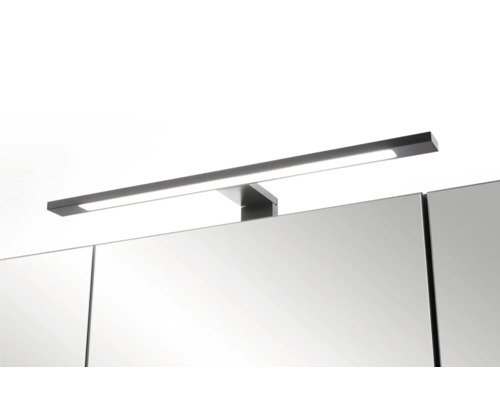 Schwarze LED-Spiegelleuchte zur Montage auf einem Badezimmerschrank, längliches Design mit weißem Licht.