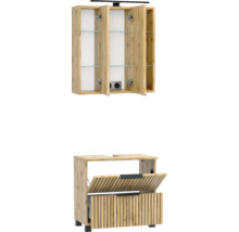 Badezimmermöbel-Set in Holz-Optik mit dreitürigem Spiegelschrank inklusive Beleuchtung und Waschbeckenunterschrank mit Lamellen-Design.