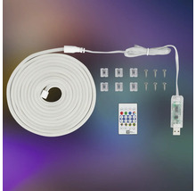 Kit de ruban LED néon avec port USB, télécommande et accessoires de montage incluant clips et vis.