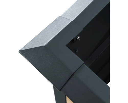 Vue détaillée d'un raccord d'angle d'un pavillon métallique