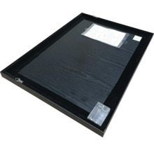 Rückansicht eines Bilderrahmens mit Aufhängern