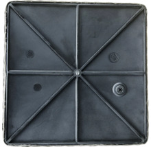 Plaque carrée en plastique avec renforts