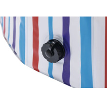 Vue détaillée d'une piscine gonflable avec des rayures de couleur et une valve