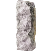 Naturstein-Monolith für die Gartengestaltung mit einer rauen, strukturierten Oberfläche.