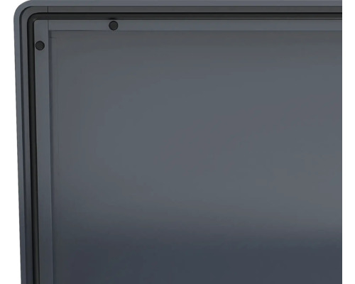 Gros plan sur le coin d'un cadre métallique de couleur anthracite muni d'un joint en caoutchouc noir et de cache-vis.