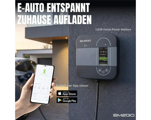 EM2GO 11 Kilowatt Wallbox mit Display montiert an einer Wand und Steuerung per Smartphone App