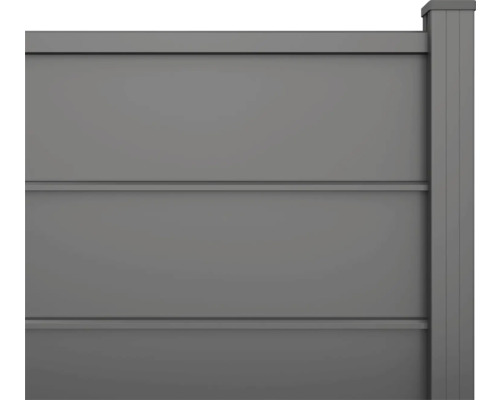 Panneau de clôture occultant gris en plastique avec lames horizontales et poteau.