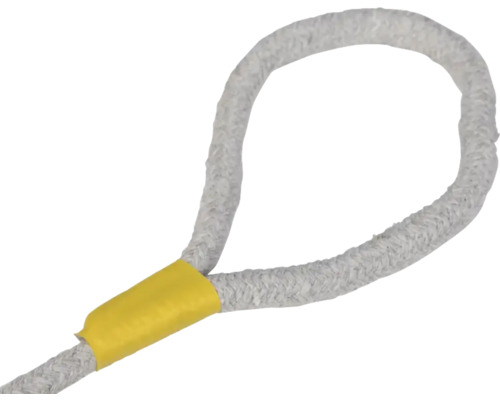 Corde tressée avec boucle et gaine jaune.