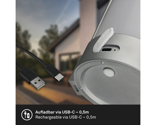 Gros plan d'un produit avec port USB-C et un câble de chargement USB de zéro virgule cinq mètre.