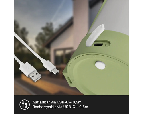 Gros plan d une lampe avec port USB C et un câble de chargement blanc d une longueur de zéro virgule cinq mètre.