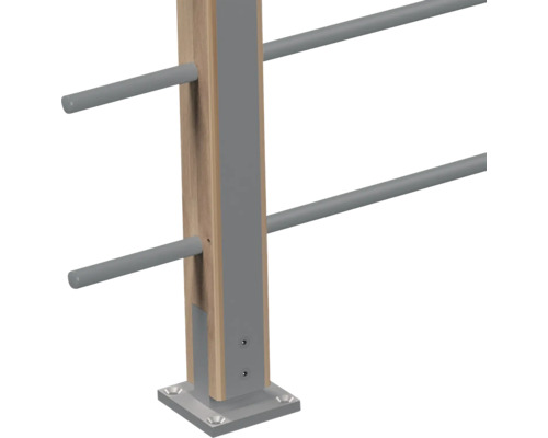 Moderner Geländerpfosten aus Holz und Metall mit Querstäben zur Befestigung auf dem Boden.