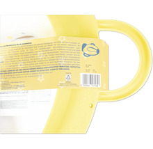 Réducteur de toilette jaune en plastique avec étiquette de consignes de sécurité et code-barres.