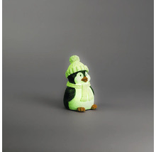 Figurine décorative lumineuse pingouin avec bonnet d'hiver et écharpe.
