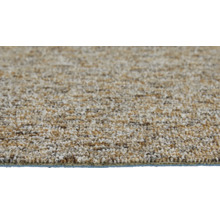 Detailaufnahme eines melierten Schlingenteppichbodens in verschiedenen Beige- und Brauntönen.