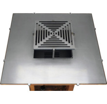 Quadratische Grillplatte aus Metall mit einem erhöhten zentralen Grillrost und Schlitzen.