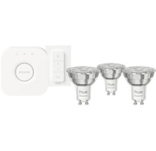 Philips Hue Starter Kit bestehend aus einer Bridge, einem Dimmschalter und drei GU10 LED Leuchtmitteln.