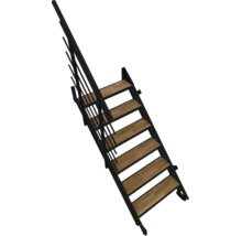 Gerade Treppe mit schwarzem Metallgestell und Holzstufen inklusive einseitigem Geländer.