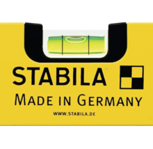 Nahaufnahme einer gelben Stabila Wasserwaage mit Libelle, Stabila Logo und Kennzeichnung für die Herstellung in Deutschland.