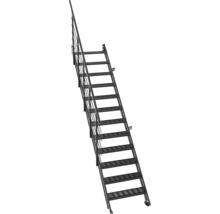 Außentreppe aus Metall mit Handlauf und Gitterroststufen.