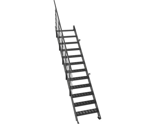 Außentreppe aus Metall mit Handlauf und Gitterroststufen.