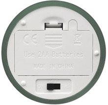 Unterseite eines elektronischen Geräts mit Batteriefach für zwei AA-Batterien, Schalter für Ein, Aus und Timer sowie CE-Kennzeichnung.
