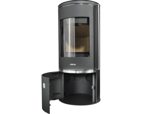 Poêle à bois Justus, cylindrique, avec vitre et compartiment de rangement inférieur ouvert.