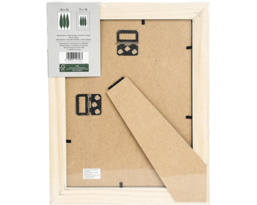 Rückseite eines Bilderrahmens aus Holz mit MDF-Rückwand, Aufstellfuß und Metallaufhängern.
