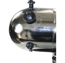 Gehäuse eines Metallventilators mit Drehschalter für drei Geschwindigkeitsstufen und Oszillationsknopf.