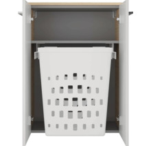 Armoire de salle de bain ouverte avec panier à linge en plastique intégré et amovible.