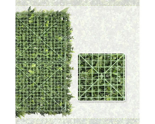 Vue arrière d'une haie artificielle avec grille de fixation en plastique.