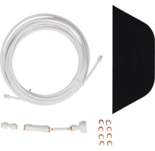 Anschluss-Set für Wasserfilter mit Schlauch, Halterung, Verbindungsstücken und Sicherungsclips.