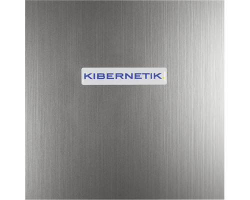 Kibernetik Logo auf einer gebürsteten Metalloberfläche.