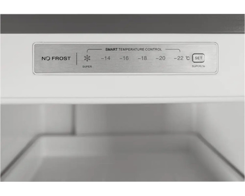 Bedienfeld eines Gefrierschranks mit Smart Temperature Control, No Frost Funktion und Temperaturen von minus 14 bis minus 22 Grad Celsius.