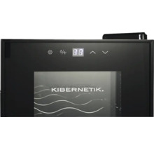 Digitales Display und Bedienfeld eines Kibernetik Weinkühlschranks mit Glastür und Wellengittern.
