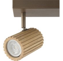 Deckenstrahler mit zylindrischem Holzschirm und LED Leuchtmittel an einer Metallschiene