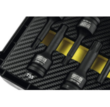 Jeu d'embouts de vissage à choc Torx WGB en acier chrome-molybdène noir dans un insert en mousse avec motif carbone.