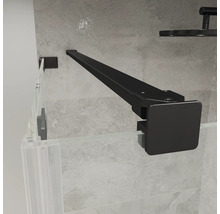 Schwarze Stabilisierungsstange für Duschtrennwände, Montage zwischen Wand und Glas, eckiges Design, matte Oberfläche.