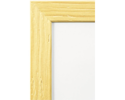 Cadre photo en bois avec surface structuree et assemblage en coin.