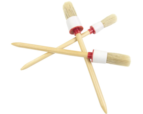 Drei Ringpinsel mit Holzstiel und Naturborsten für Malerarbeiten
