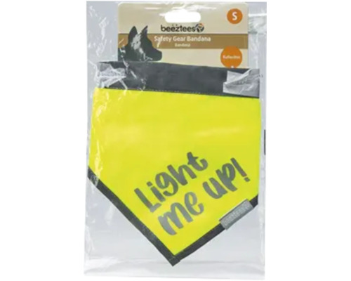 Bandana pour chien Beeztees Safety Gear taille S avec inscription reflechissante Light me up dans son emballage
