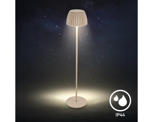Lampadaire extérieur moderne avec abat jour et indice de protection IP44 pour une utilisation en extérieur.