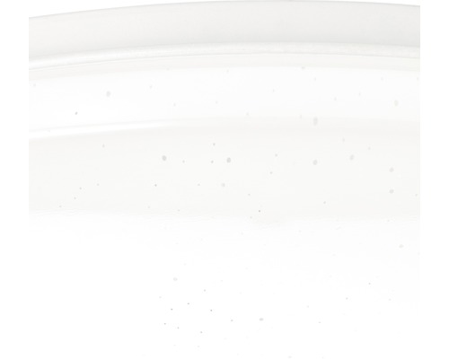 Detailansicht eines weißen Kunststoffbehälters