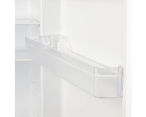 Intérieur de réfrigérateur avec étagère de porte transparente