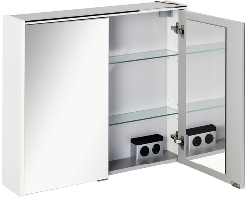 Offener Spiegelschrank mit Glasablagen und Steckdosen